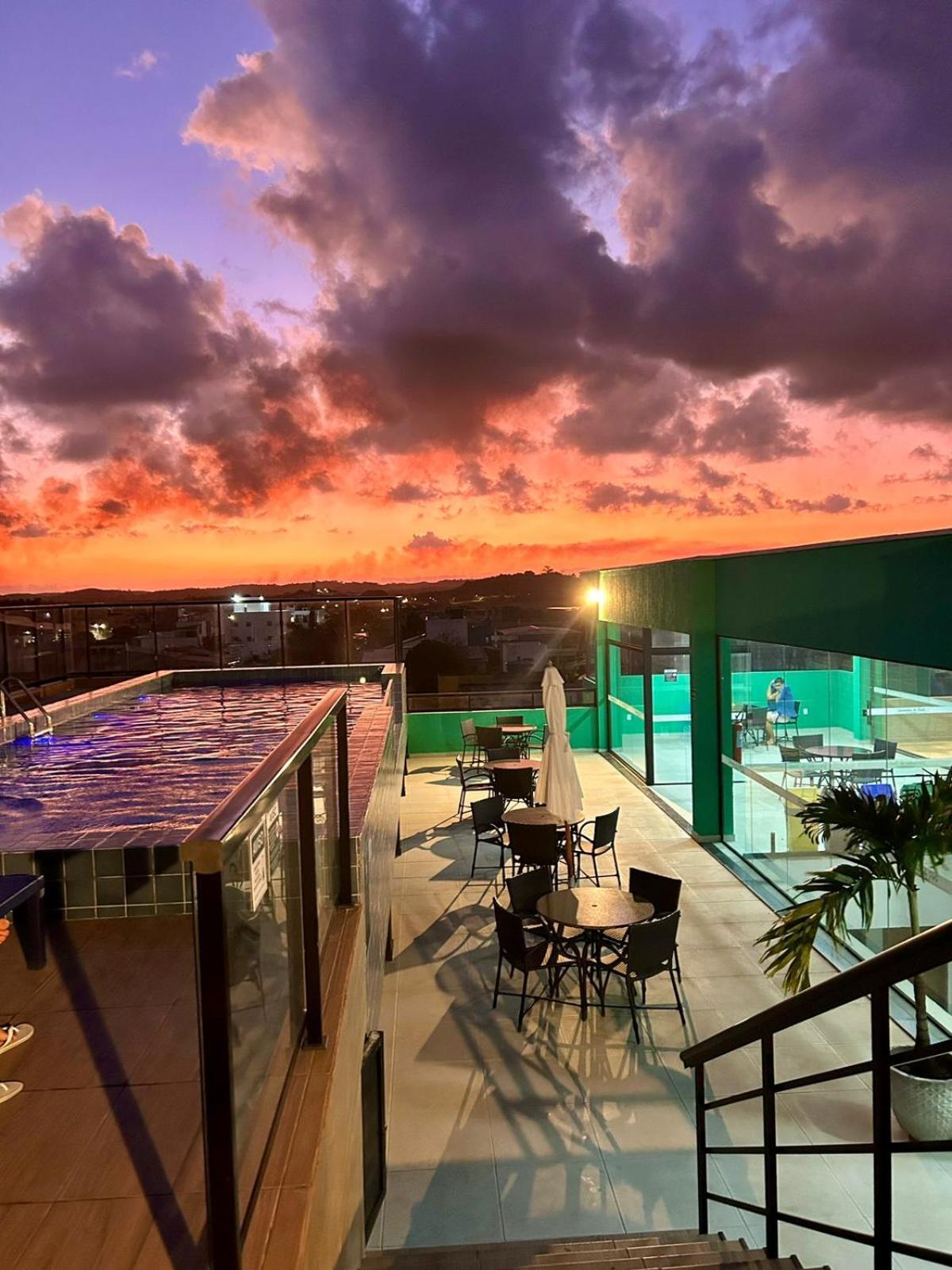 Flat Com Rooftop No Centro De Porto Порту-де-Галиньяш Экстерьер фото