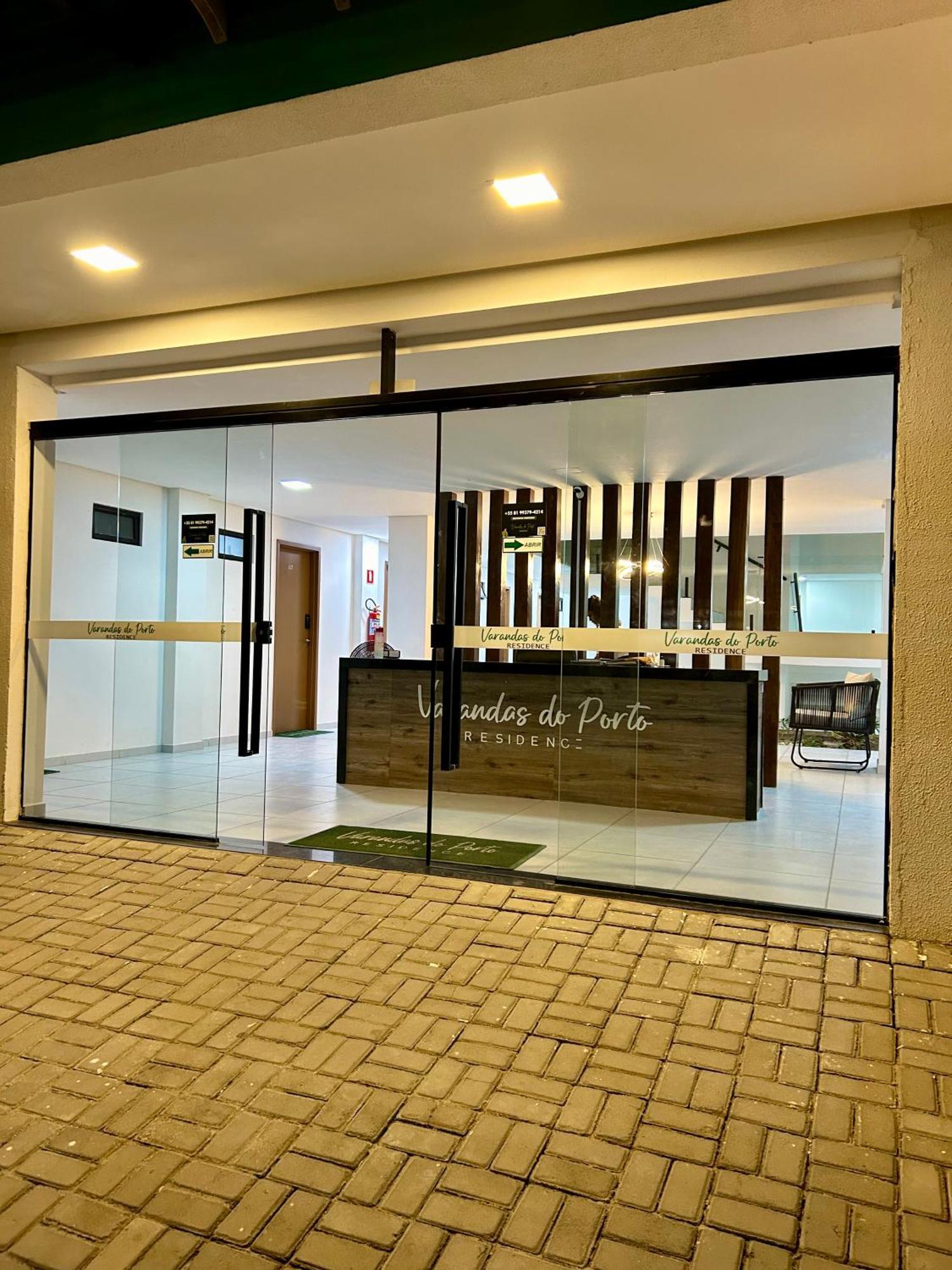 Flat Com Rooftop No Centro De Porto Порту-де-Галиньяш Экстерьер фото